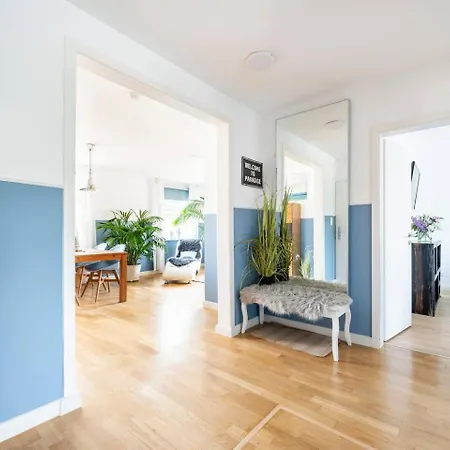 Luxus Ostseekind 61m2 Mit Balkon, Stellplatz Und Wifi Scharbeutz